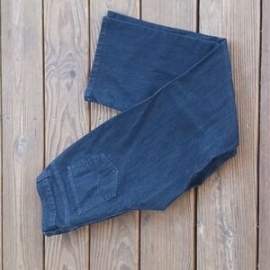 Croft & Barrow women's darkwash stretch jeans size 4P